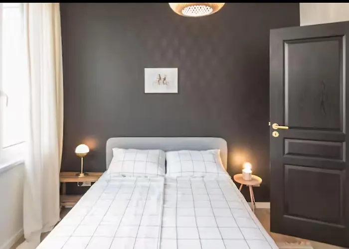 Апартамент Mattea's 2-bedroom